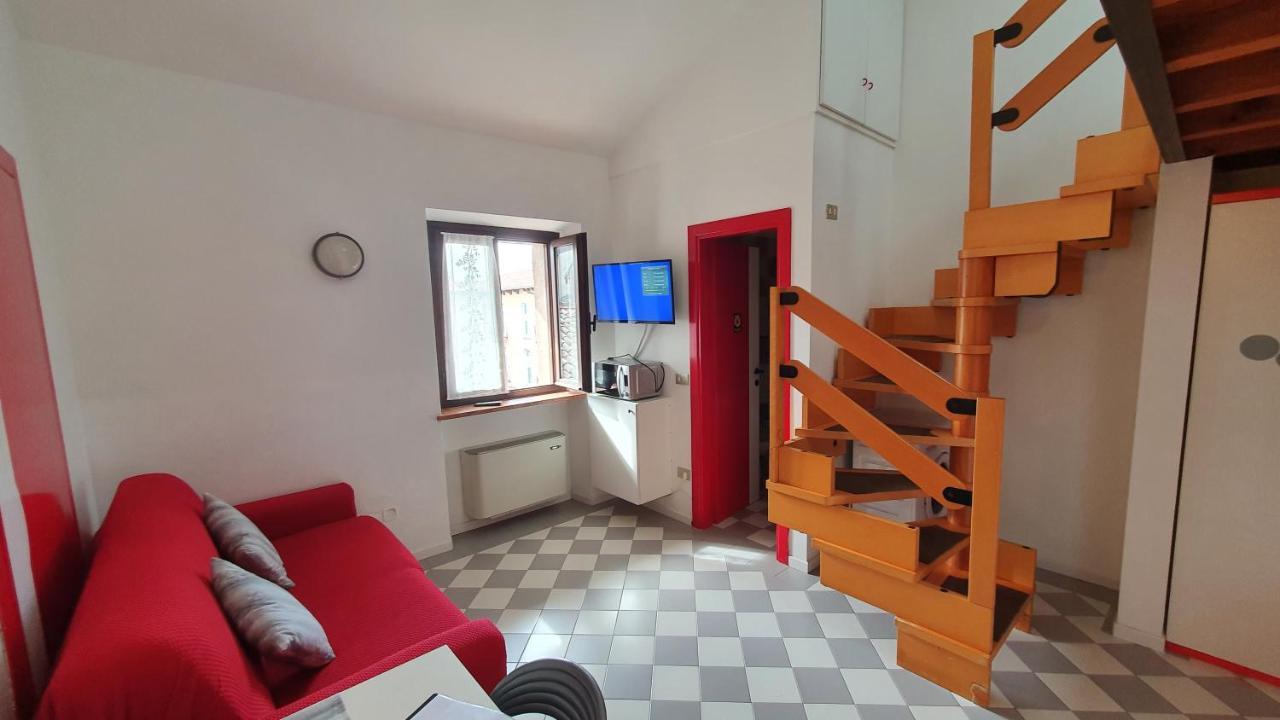 Appartamenti Adriana Sirmione Exteriör bild