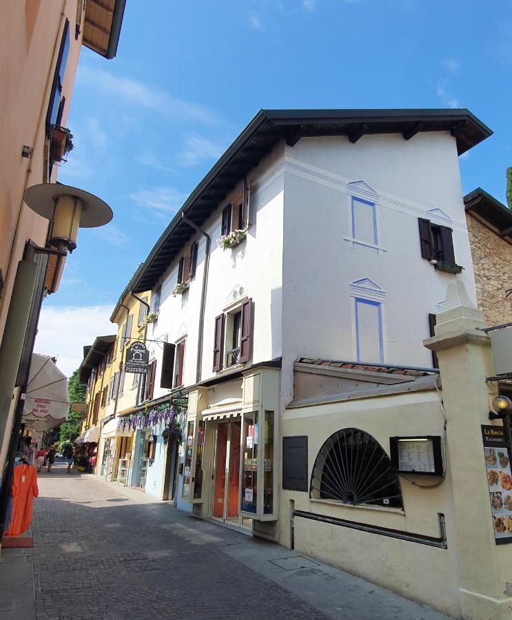 Appartamenti Adriana Sirmione Exteriör bild