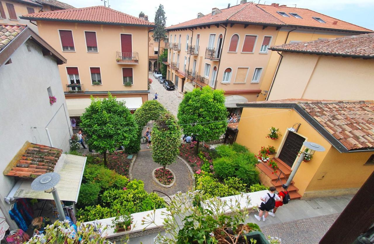 Appartamenti Adriana Sirmione Exteriör bild