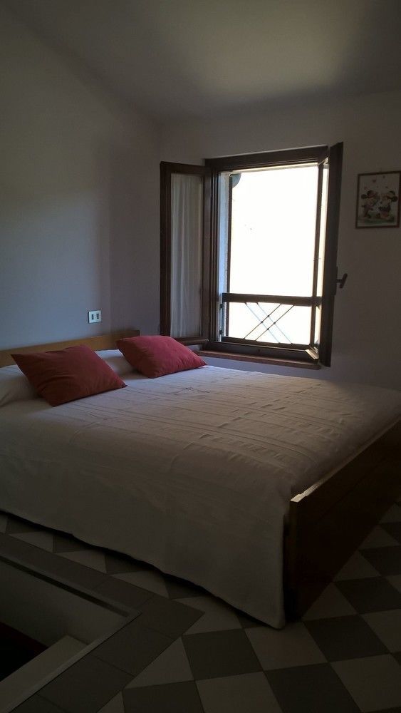 Appartamenti Adriana Sirmione Exteriör bild